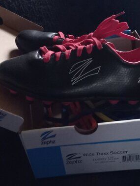 Boy's Zephz Wide Traxx Soccer Cleats